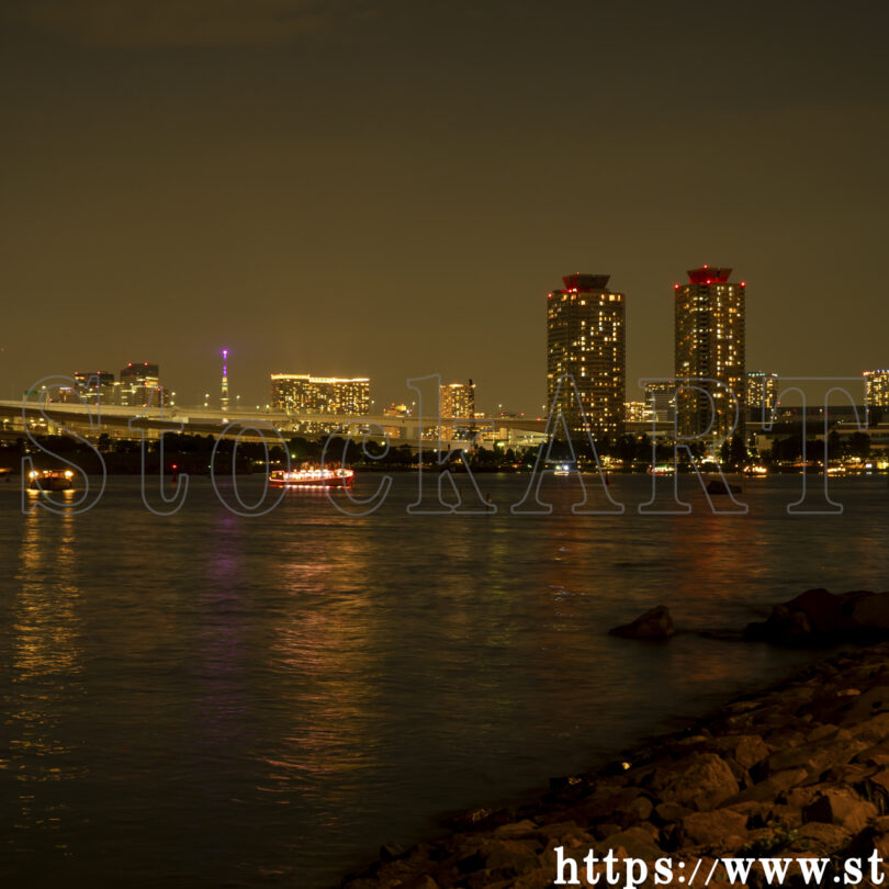 東京湾からスカイツリー2025