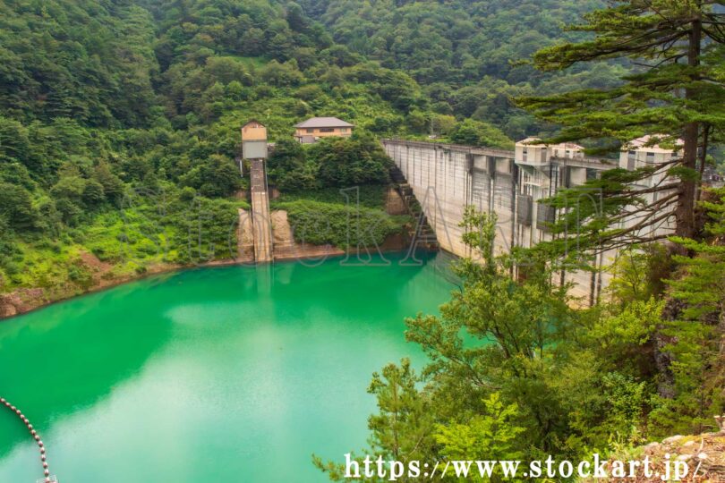 奥四万湖